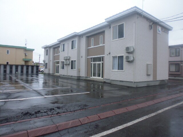 プレイス①の物件外観写真