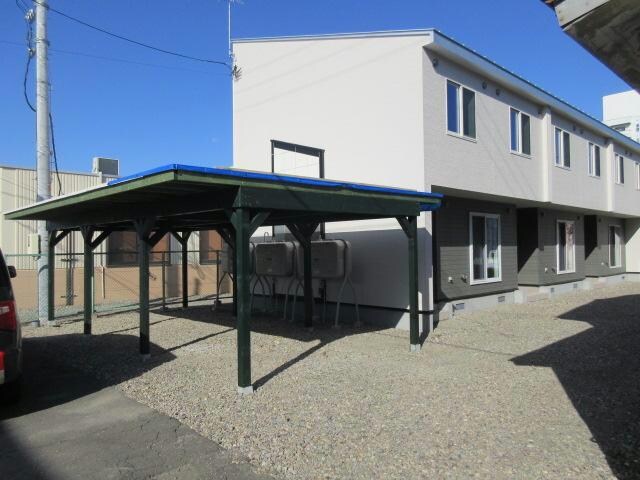 セカンドサーベルの物件外観写真