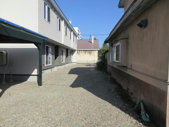 セカンドサーベルの物件外観写真