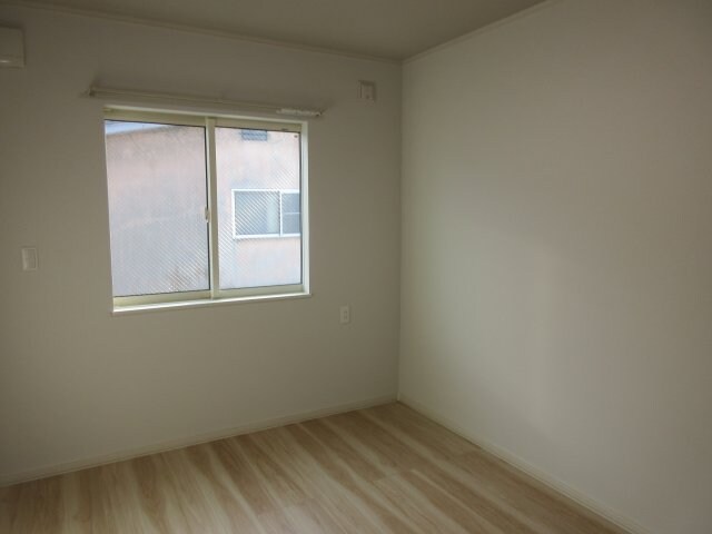 セカンドサーベルの物件内観写真