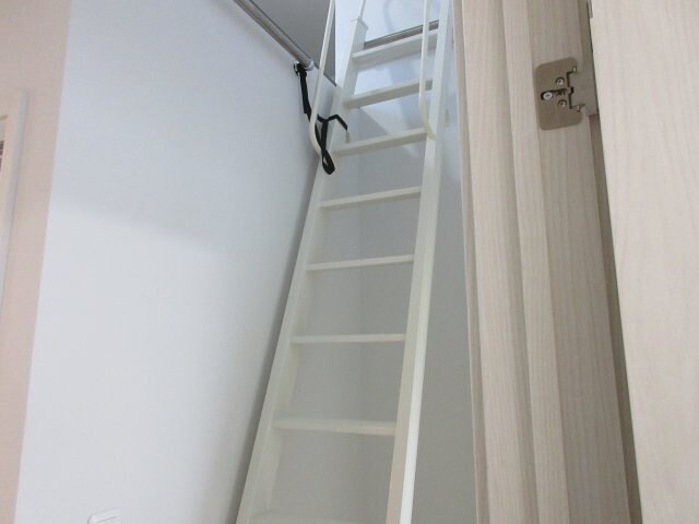 セカンドサーベルの物件内観写真