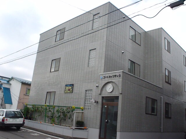 クラッシー西8条倶楽部の物件外観写真