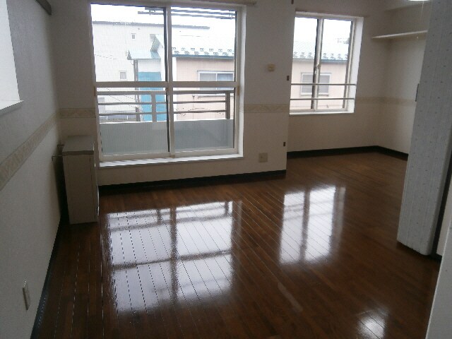 クラッシー西8条倶楽部の物件内観写真