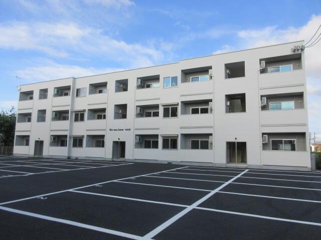 Gracias122の物件外観写真