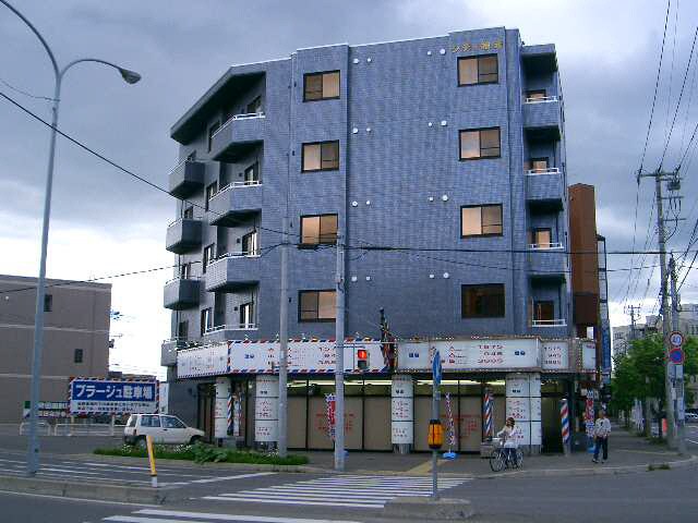 シティ根元の物件外観写真