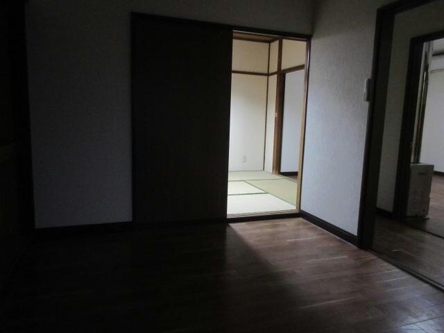 ロイヤルハイツの物件内観写真