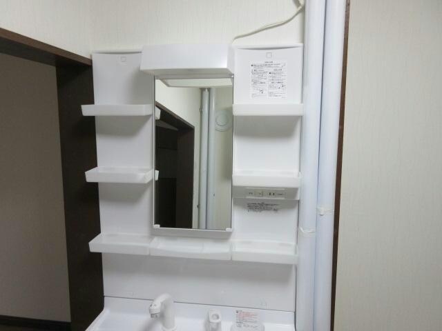 ロイヤルハイツの物件内観写真