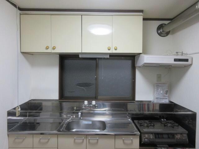 ロイヤルハイツの物件内観写真