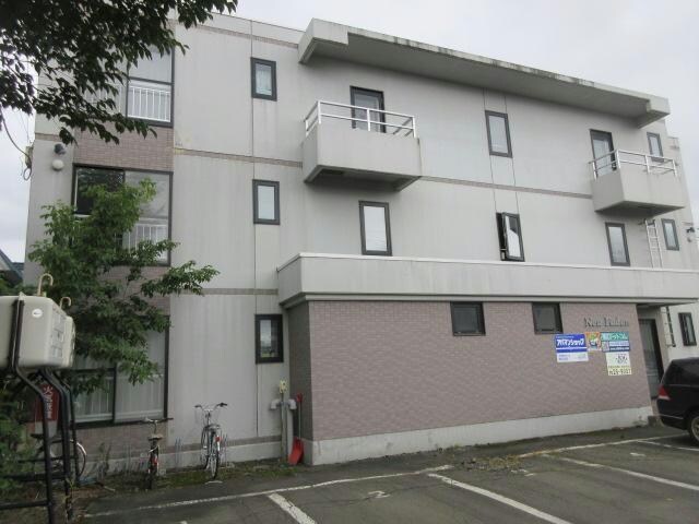 ノイファ－デンの物件外観写真