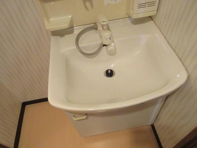 ノイファ－デンの物件内観写真