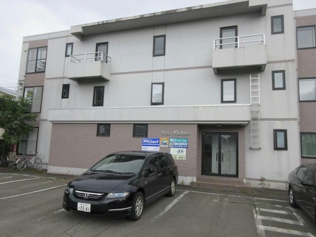 ノイファ－デンの物件外観写真