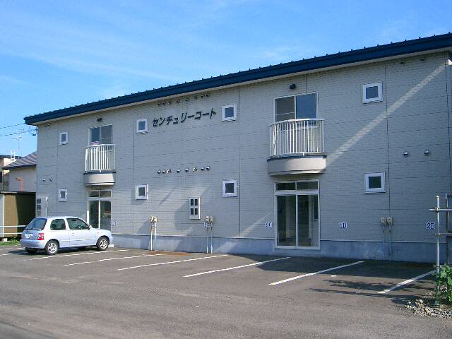 センチュリーコートの物件外観写真
