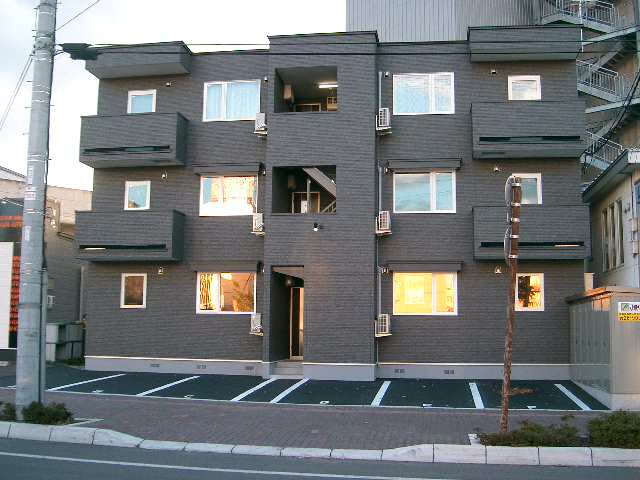 センタープレイスの物件外観写真