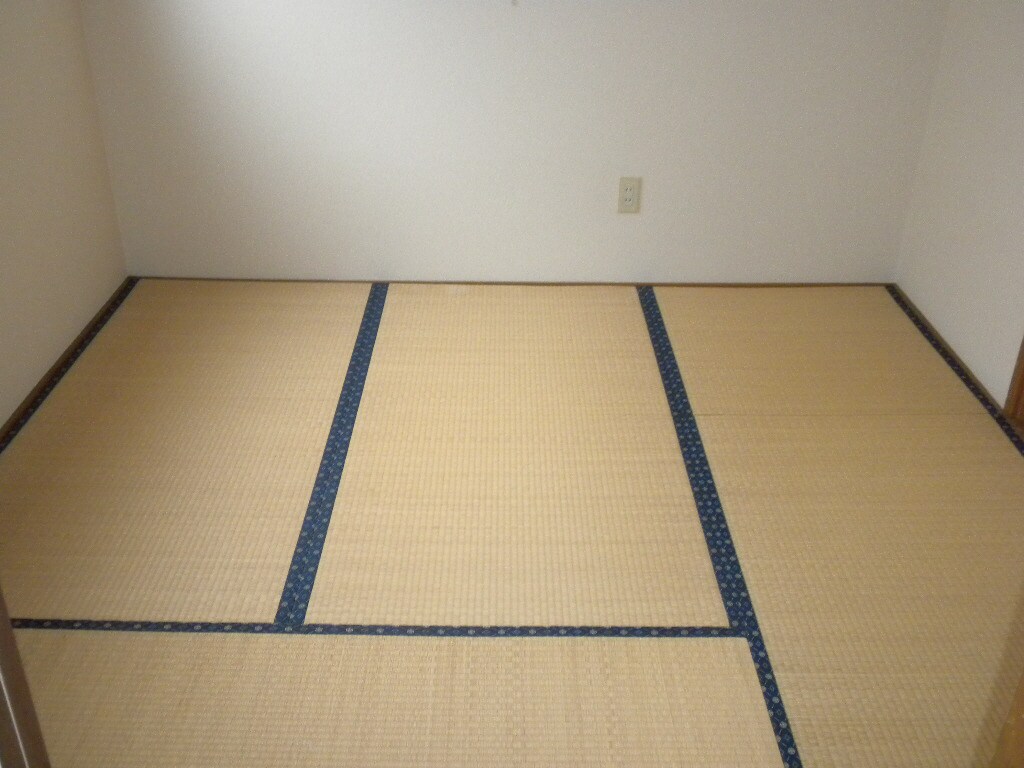 飛田ハイツ　A棟の物件内観写真