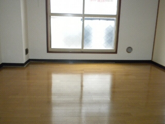 飛田ハイツ　A棟の物件内観写真