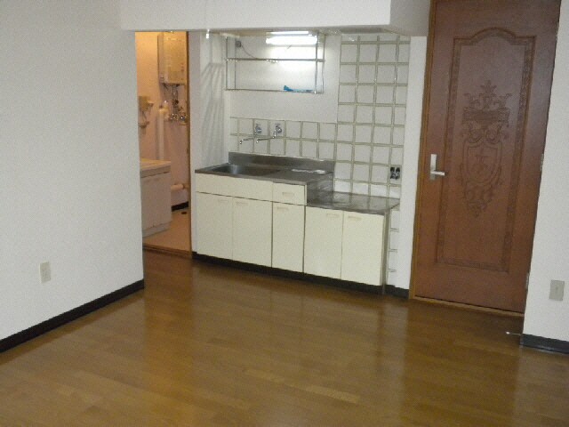 飛田ハイツ　A棟の物件内観写真