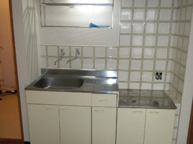 飛田ハイツ　A棟の物件内観写真