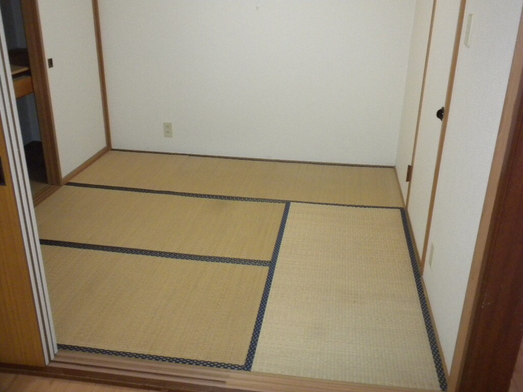 第一東南ハイツの物件内観写真