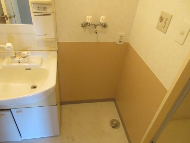 ホワイトパレスの物件内観写真