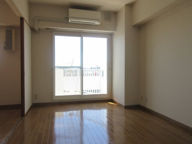 ホワイトパレスの物件内観写真