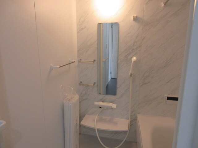 グラシアス緑ヶ丘の物件内観写真