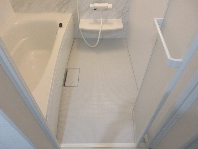 グラシアス緑ヶ丘の物件内観写真