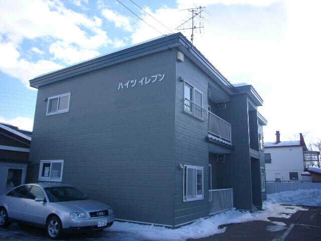 ハイツイレブンの物件外観写真