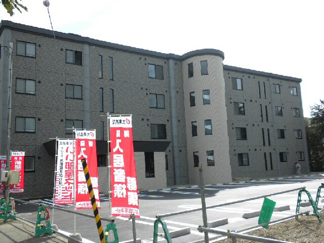 グランドコモンズⅡの物件外観写真