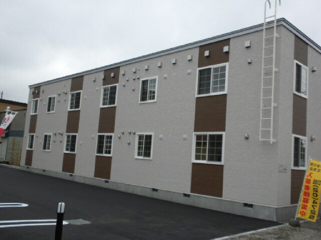 グランディアⅠの物件外観写真