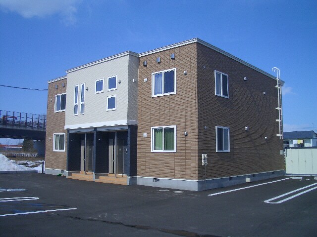 ルピナスⅠの物件外観写真