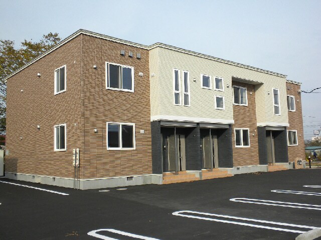 ルピナスⅡの物件外観写真