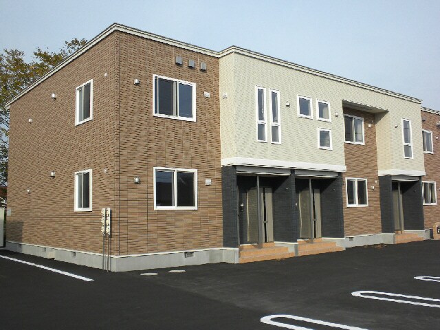 ルピナスⅡの物件外観写真