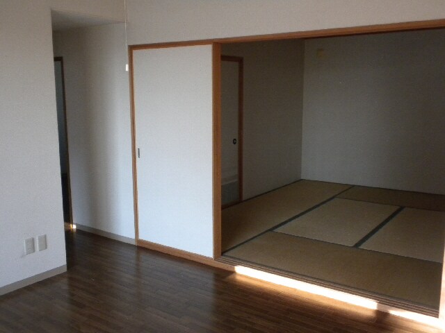 サンブライトハイツ　No.Ⅳの物件内観写真