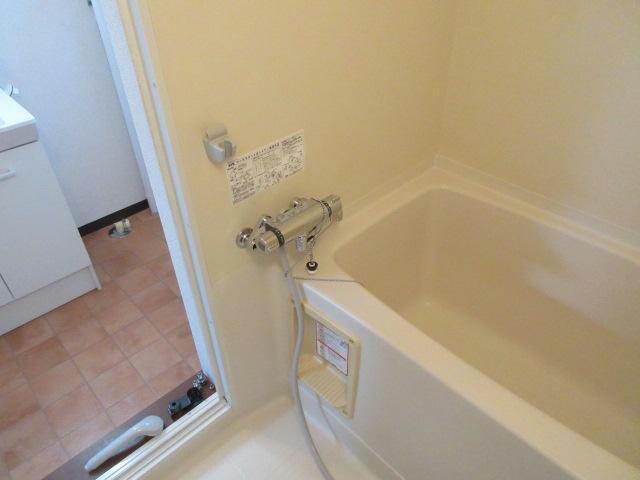 ラッキー・ストリッジⅠの物件内観写真