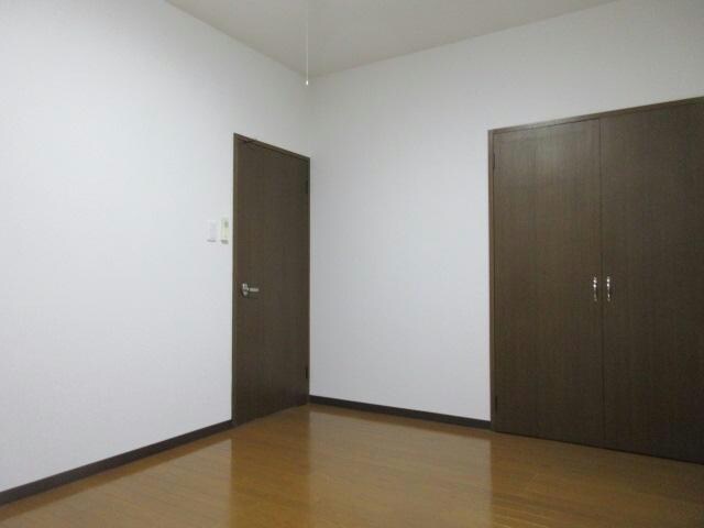 ラッキー・ストリッジⅠの物件内観写真