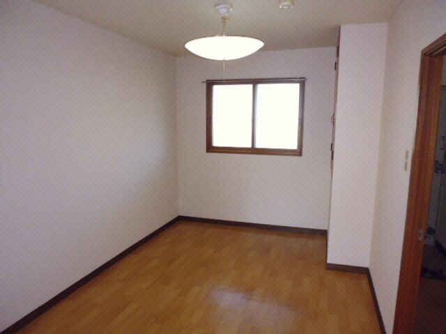 シャトーレの物件内観写真