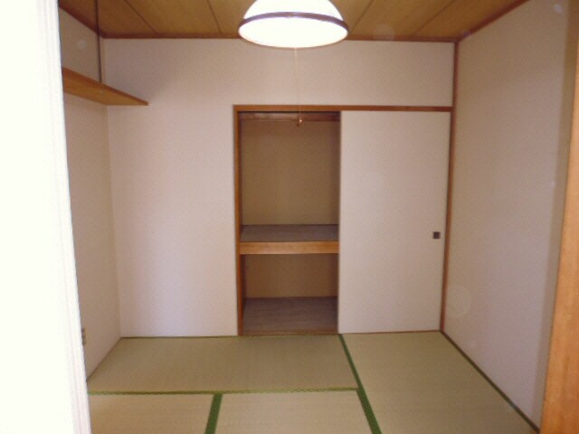 シャトーレの物件内観写真