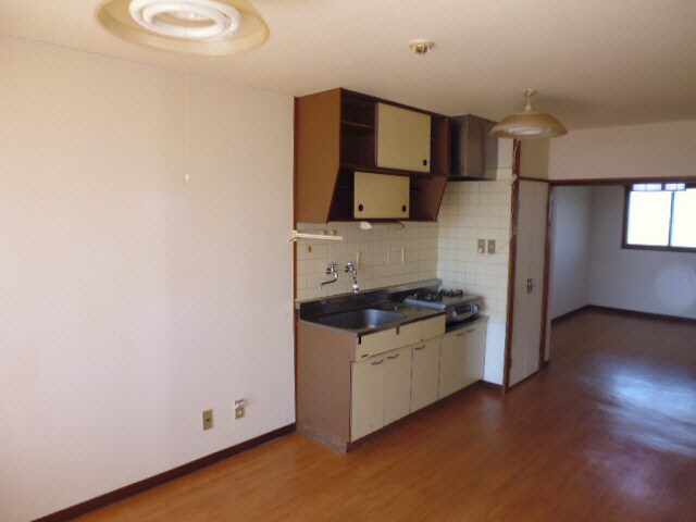 シャトーレの物件内観写真