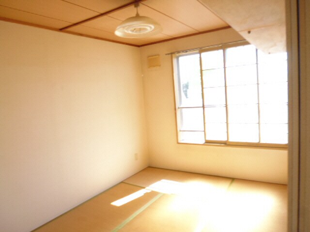 シャトーレの物件内観写真