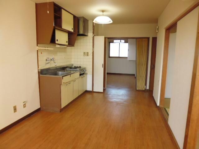 シャトーレの物件内観写真