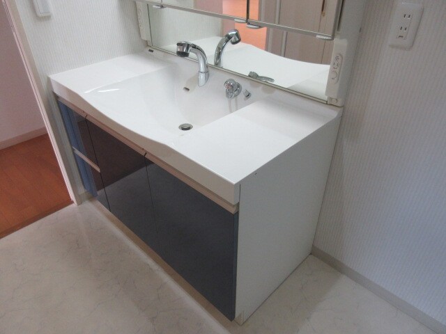 パシフィック西6条アネックスの物件内観写真