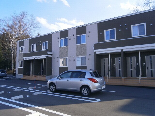 ガーディノディールズⅢの物件外観写真