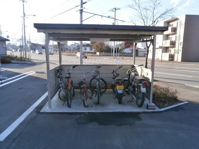 ガーディノディールズⅢの物件外観写真