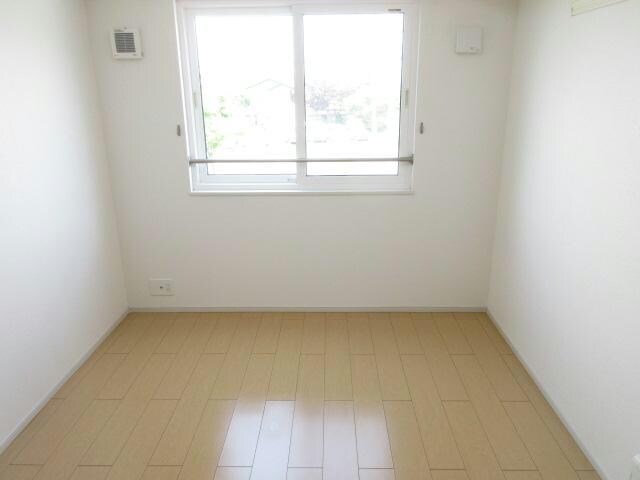 ガーディノディールズⅢの物件内観写真