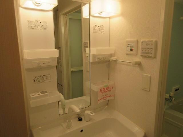 ガーディノディールズⅢの物件内観写真