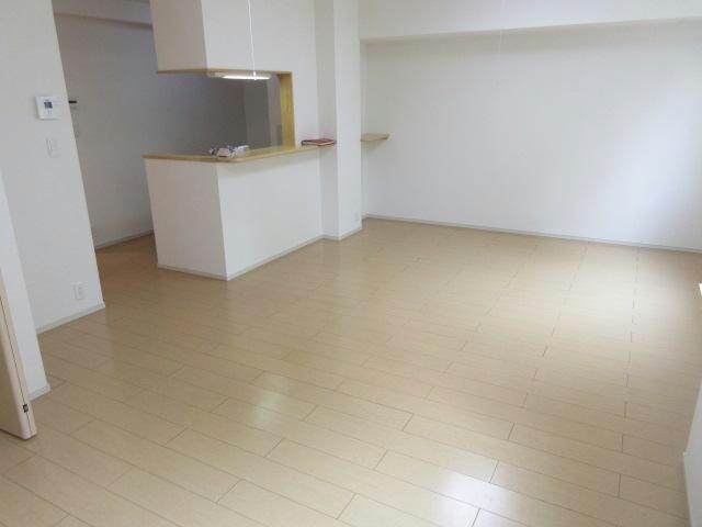 ガーディノディールズⅢの物件内観写真