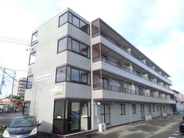 カーサ・プリオールⅤの物件外観写真