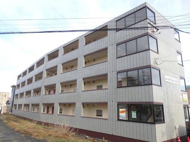 カーサ・プリオールⅤの物件外観写真