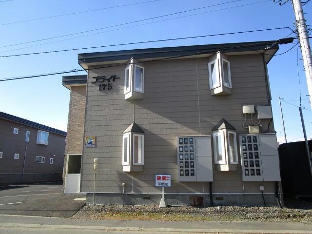 ブライト175の物件外観写真