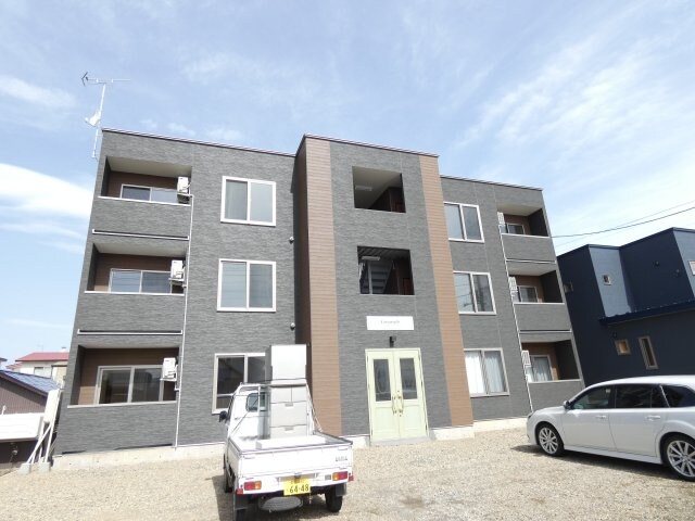 Corcovado（ｺﾙｺﾊﾞｰﾄﾞ）の物件外観写真